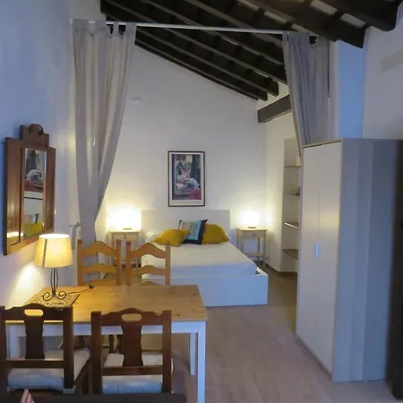 Apartamento Tranquilo En El Centro De Conil Apartment *